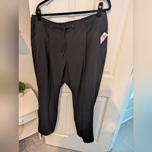 Old Navy Billie High Rise SleekTec Pants NWT